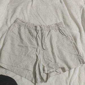Sonoma Neutral Beige Ruffle-Waist Shorts